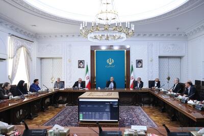 رئیس جمهوری: توسعه زیرساخت‌های دیجیتال مدارس ضروری است - پیوست