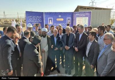 کلنگ‌زنی نیروگاه خورشیدی 10 مگاواتی در پاکدشت - تسنیم