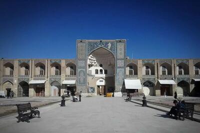 ماجرای بستنی فروشی در کارونسرای گنجعلی‌ خان