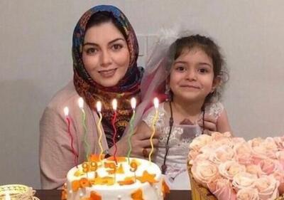 پخش زنده از چهره ها؛عکس جدید گندم دختر آزاده نامداری که شبیه مادرش شده