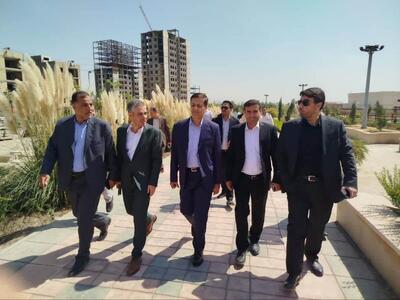بازدید معاون امور شهرداری‌های کشور از پروژه‌های عمرانی محمدیه و مهرگان 