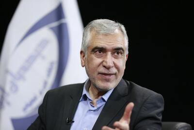 عضو کمیسیون امنیت ملی مجلس: خروج ترامپ از برجام به نفع ما بود برجام پروژه‌ی «قورباغه‌پز کردن» بود!+فیلم