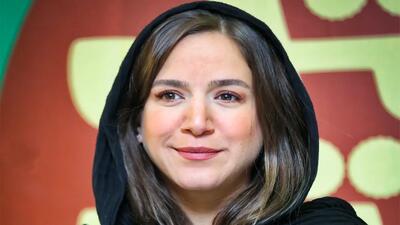 تصویر روز | استایل و ژست یکتا ناصر و ستاره پسیانی در اکران فیلم کوکتل مولوتف در عمان | گلی شی