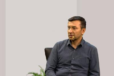نمایشگاه «آوازهای دوردست» نگاهی به کارخانه‌ی کوچک ایام اسارت/ دست‌سازه‌هایی که برای بقا ساخته شد