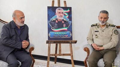 عکس/ دیدار سرلشکر موسوی با خانوادۀ فرماندهان شهید جنگ ۱۲ روزه
