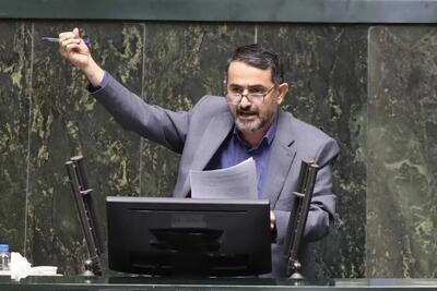 عضو کمیسیون امنیت ملی مجلس: اورانیوم غنی شده ما در بمباران‌های گذشته، مواد اتمی مدفون شده/ متخصصان و کارشناسان هنگام بازدید از تأسیسات با خطر تشعشع مواجه هستند