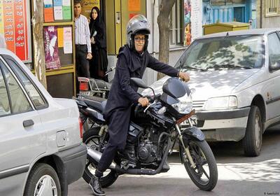 چراغ سبز مجلس به گواهینامه موتورسیکلت برای زنان | اقتصاد24