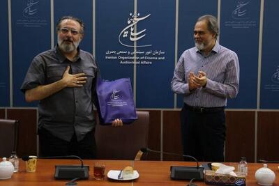 تقدیر از مردی که در شرایط بحرانی به کمک سینما آمد