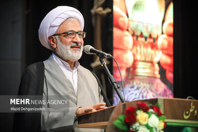 پنجمین کنگره بین المللی شعر توحیدی در میبد برگزار می‌شود