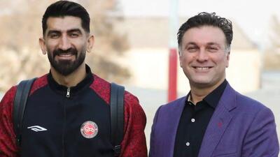 کلیپ ؛ شوخی خداداد عزیزی با علیرضا بیرانوند در فرودگاه تبریز