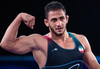 لحظه پیروزی آذرپیرا مقابل قهرمان جهان / فیلم