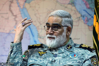 امیر پوردستان: در جنگ احتمالی آینده از سلاح‌هایی غیر از موشک استفاده می‌کنیم