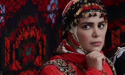 عکس‌/ تیپ تینیجری نازار سریال نون خ با پوشش ساده و مینیمال | اقتصاد24