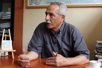 آن‌ها که با توسعه مخالفت می‌کنند، نفوذی‌اند