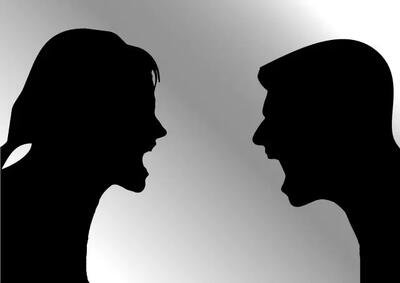درخواست طلاق به خاطر کتک‌ها و فحاشی‌های شوهر
