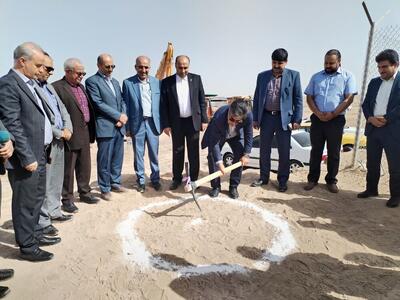 کلنگ‌زنی دو نیروگاه خورشیدی در ورامین با حضور  معاون استاندار تهران