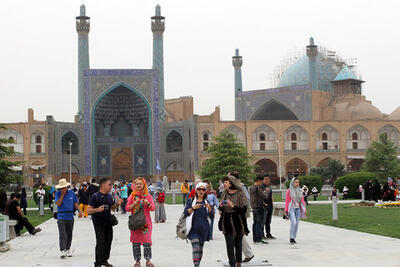 این بار هم در گرداب شعار گم خواهیم شد؟