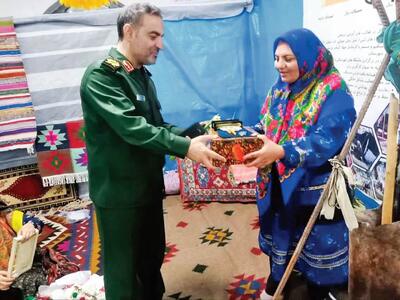 روسپید مثل سیاه‌چادر