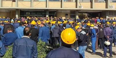 دست پیش گرفتن مدیرعامل ذوب آهن/ ذوب آهن ۱۲ هزار نیروی مازاد را اخراج می‌کند؟