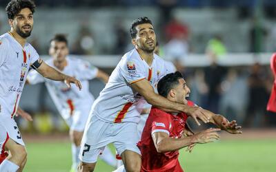 حمید درخشان: پرسپولیس با روند فعلی از کورس قهرمانی جا می‌ماند؛ سبک بازی تیم باب میل هواداران نیست - پارس فوتبال