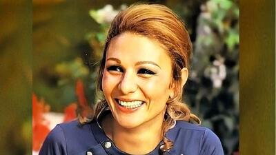 عکس سفر به ایام قدیم  / فرح پهلوی در لباس پرستاری در بیمارستان تهران .../ پسر بیمار مات و مبهوت ...سال 1348