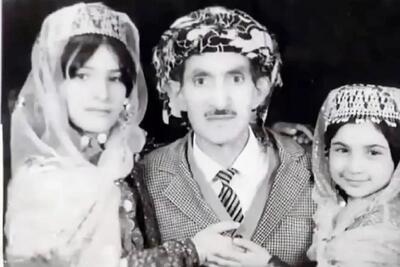 آواز محلی؛ دختر ماموستا حسن زیرک سرمزارش اشک میریزه و آهنگ پدرش رو گوش میده
