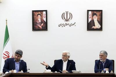 عارف: دولت به اهمیت مسائل فرهنگی واقف است/ تخصیص ۴۰ میلیون دلار برای حل مشکل کاغذ