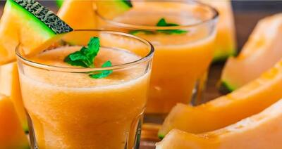 آموزش تهیه خوشمزه ترین شیک طالبی در ۵ دقیقه!