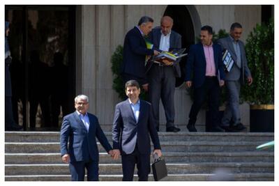 مهمترین خبرهای امروز دولت/ تبادل پیام‌های غیرمستقیم با آمریکا ادامه دارد/با افزایش نامتعارف قیمت تعرفه‌های اینترنتی مخالفیم