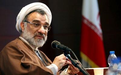 اظهارات دبیر شورای عالی انقلاب فرهنگی درباره آواز خواندن زنان در جمع مردان؛ نمی توانیم مجوز دهیم/ باید مبانی شرعی رعایت شود