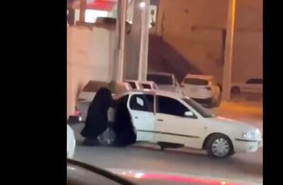 لحظه فرار ۵سارق زنانه‌پوش از یک طلا فروشی در  جزیره قشم + ویدئو