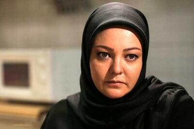 همکاری رزیتا غفاری و پاکبان محله برای تمیز کردن کوچه + عکس جدید