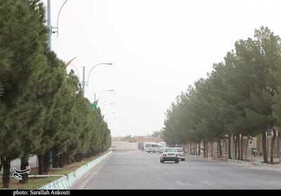 گرد و غبار کرمانشاه را در بر می‌گیرد/ هشدار نارنجی صادر شد - تسنیم