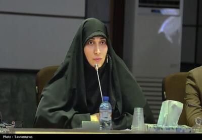 سرمایه‌گذار در نقش مادران؛ کلید تربیت نسل نمازخوان - تسنیم