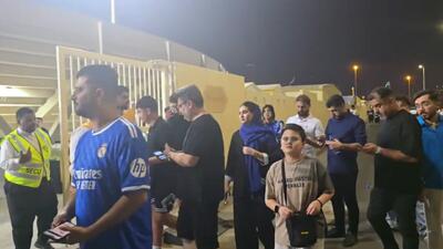 اختصاصی/ هواداران استقلال پشت در ماندند