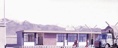 پمپ بنزینی در آبیک قزوین در سال ۱۳۴۷(عکس)