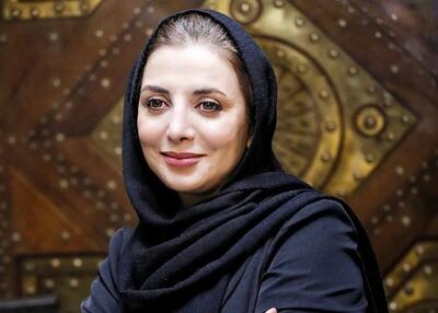ساعت وبگردی | نمایی از استایل و تیپ مشکی رویا میرعلمی