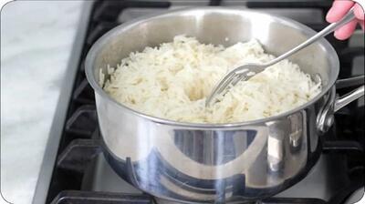 آیا برنج گرم شده برای سلامتی خطرناک است؟ حقایقی که نمی‌دانستید