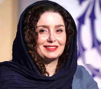 عکس روز| قاب مادر دختری ژاله صامتی در پشت صحنه یک تئاتر