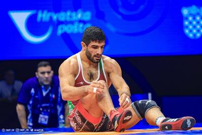 این ستاره با تب ۴۰ درجه کشتی گرفت!