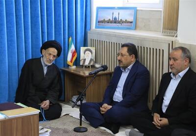 وزیر صنعت: بر توسعه مراودات اقتصادی با همسایگان متمرکز شده‌ایم‌ - تسنیم