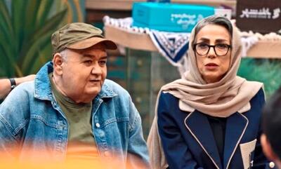 اکبر عبدی و همسرش در کنار فریبا کوثری در خانه سینما