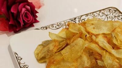 طرز تهیه چیپس نمکی ساده / ترد خوشمزه و سالم