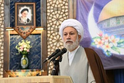 امام جمعه شیراز: دشمن متوجه شده که ایران را نمی‌توان با گلوله خراب کند / اطاعت از ولی امر، مهم‌ترین موضوعی است که آحاد جامعه باید مدنظر قرار دهند