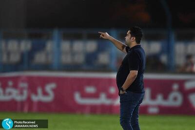 سرمربی چادرملو: ۱۵ هزار نفر به خانواده یک نفر فحاشی کردند