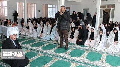 دبیر ستاد اقامه نماز یزد: خیران، یاریگر تحقق مدرسه نماز محور باشند