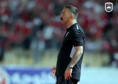 حمایت چادرملو از حنیف در مقابل شعارهای پرسپولیسی‌ها