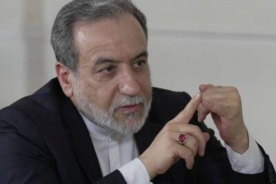 عراقچی: گفت‌وگو با ویتکاف صحت ندارد