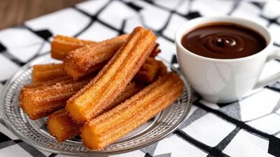طرز تهیه بامیه برای چای عصرانه بدون نیاز به آرد و شکر بدون نیاز به سرخ کردن