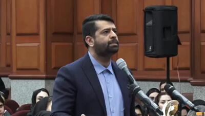 ماجرای شگرد غیر اخلاقی و پوشش خاص سوسن جعفرزاده عضو گروهک منافقین برای فریب و جذب یکی از هموطنان + فیلم